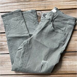 SO Junior Size 7 Skinny Green Distressed Denim Jeans